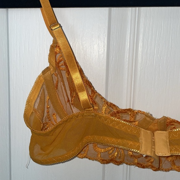 Unlined Bralette 🧡 - Picture 4 of 7